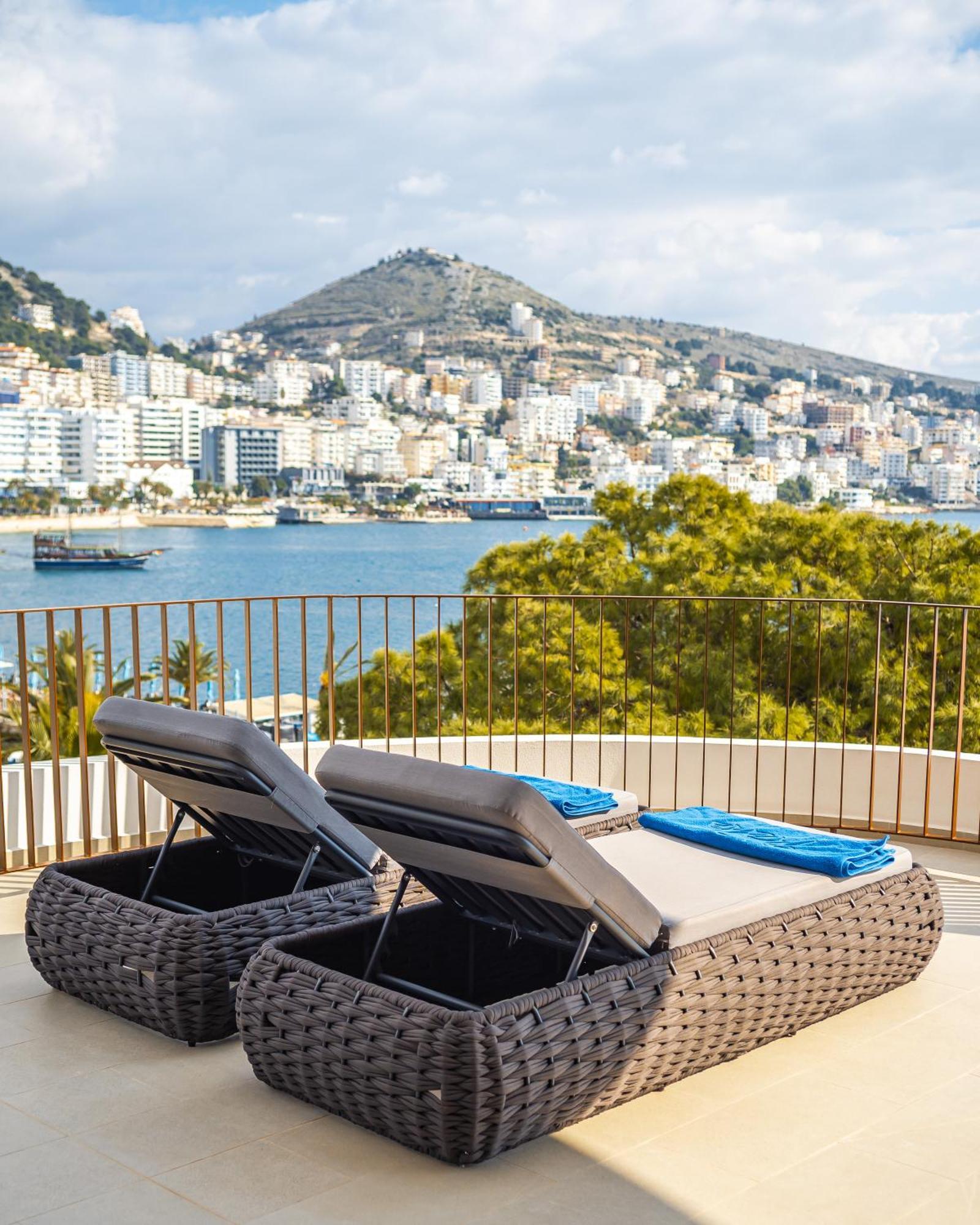 Hotel Vale Saranda Kültér fotó