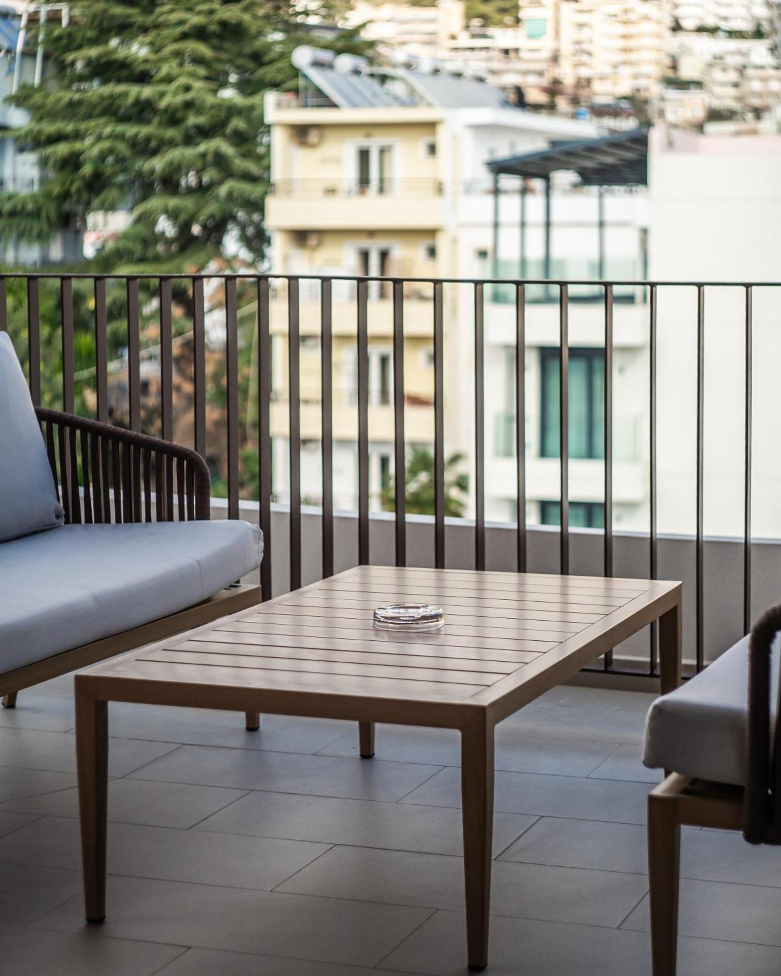 Hotel Vale Saranda Kültér fotó