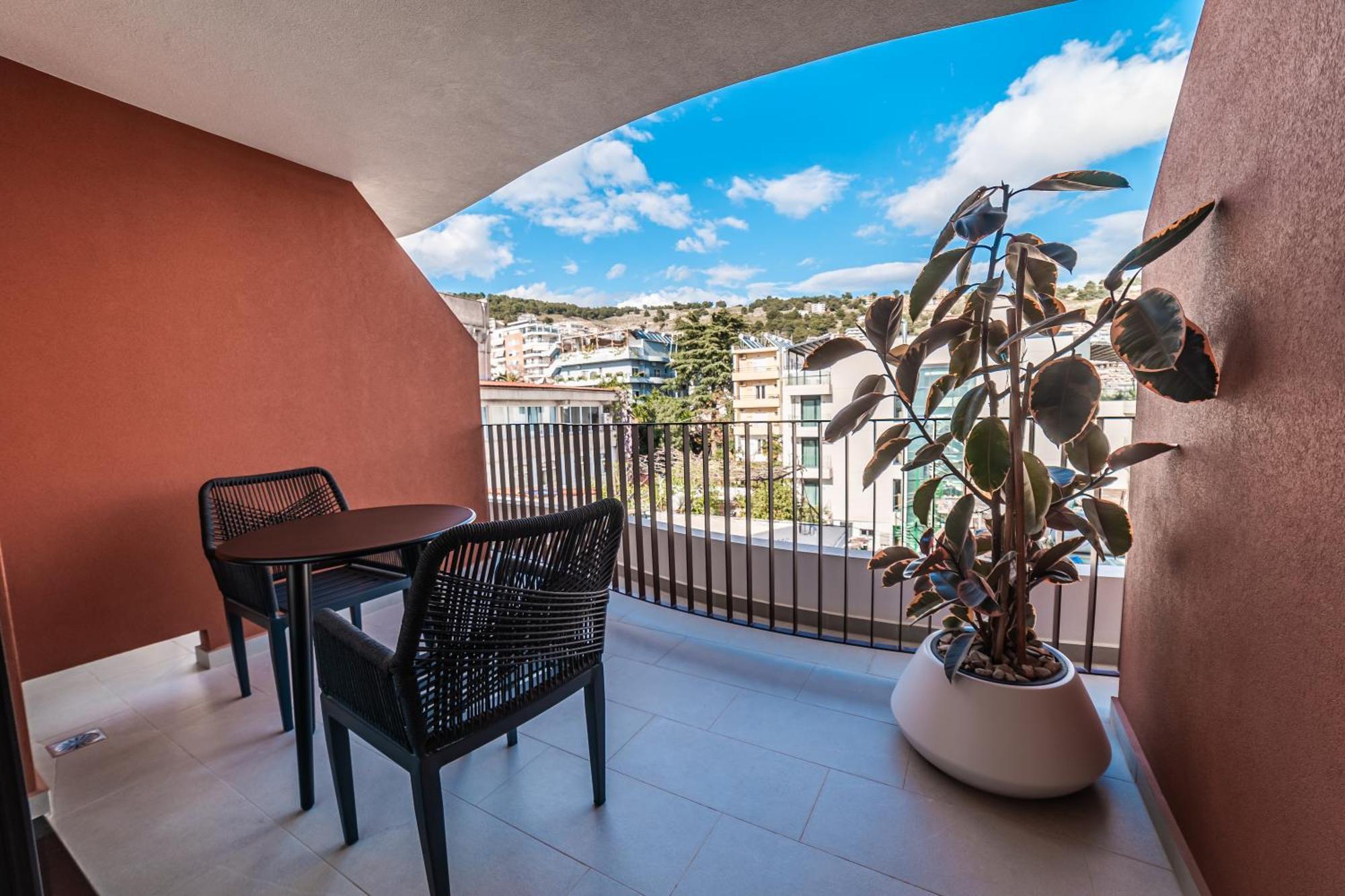 Hotel Vale Saranda Kültér fotó